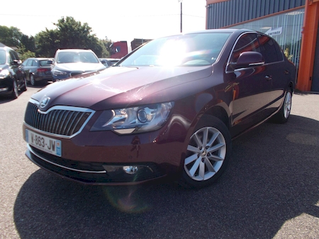 SKODA SUPERB II 1.6 TDI 105 CV GREENTEC AMBITION
